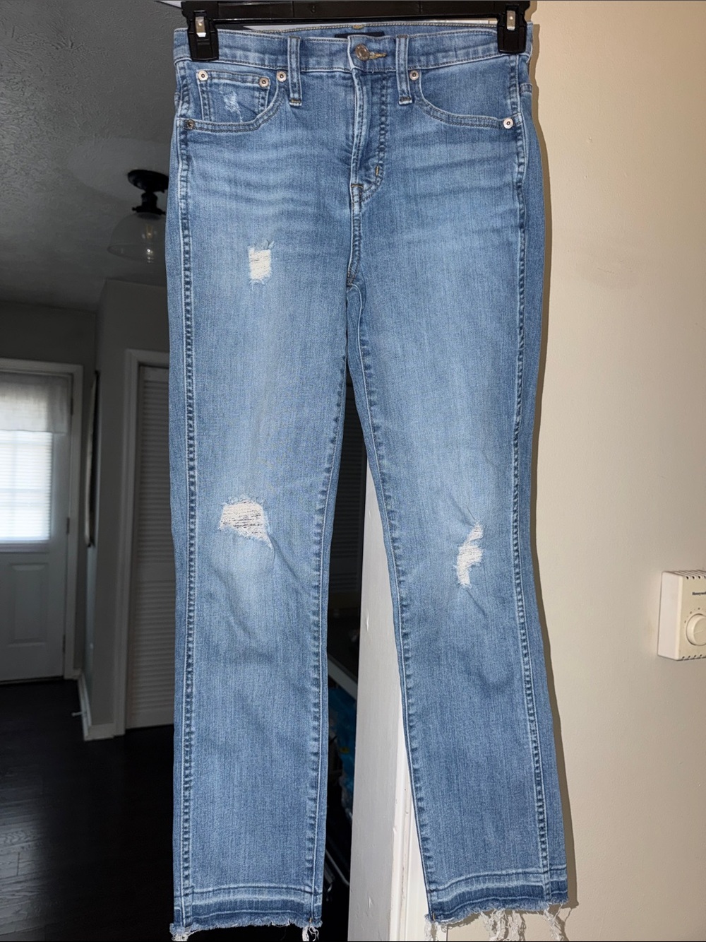 JCrew Light Blue Distressed Women’s Jeans vintage straight